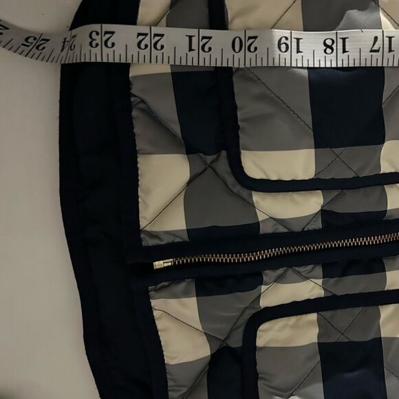 J. Crew Excursion Quilted Down Vest Navy Cream Plaid Size XS preppy 138.00 MSRP - Picture 11 of 13